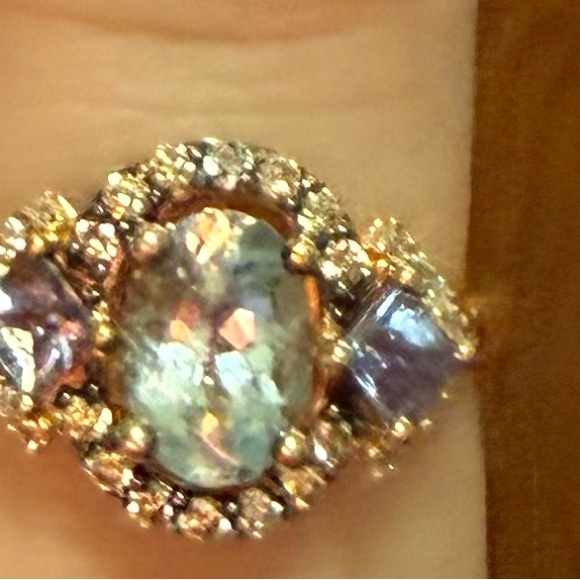 Le Vian Aqua/Tanzanite Ring 1/6 ct tw
Diamonds 14K Gold size 6 1/2 rare - Picture 5 of 6